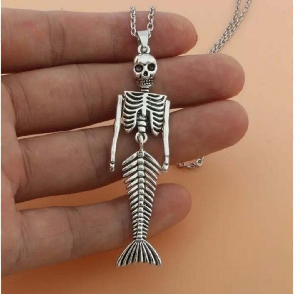 Gothic mermaid skeleton necklace with moving tail